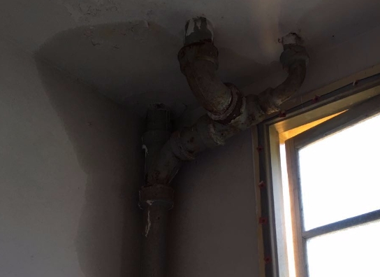 渝水卫生间漏水维修公司专业解读渝水卫生间防水的步骤